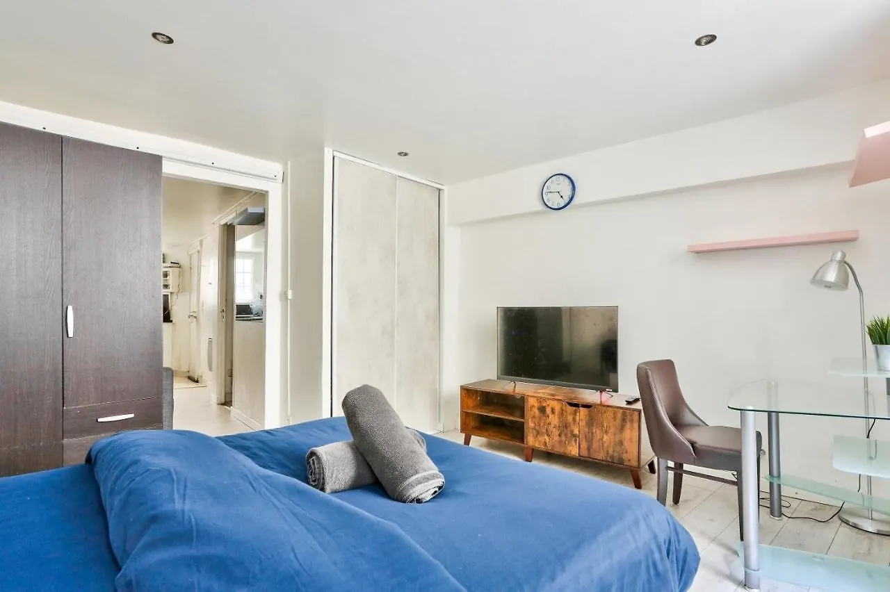 Appartement Quartier Latin Paris Apartment